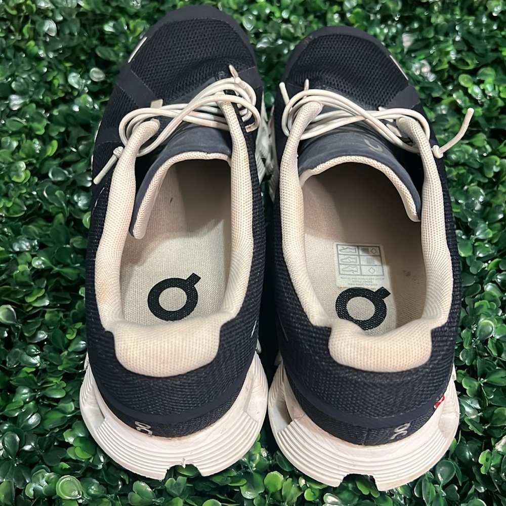 On Cloud 5 - image 3